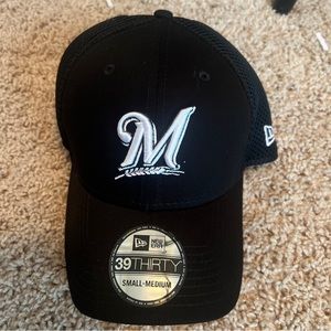 Milwaukee Brewers New Era 39Thirty neo BLACK/WHITE nwt
